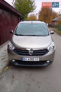 Мінівен Dacia Lodgy 2013 в Лубнах
