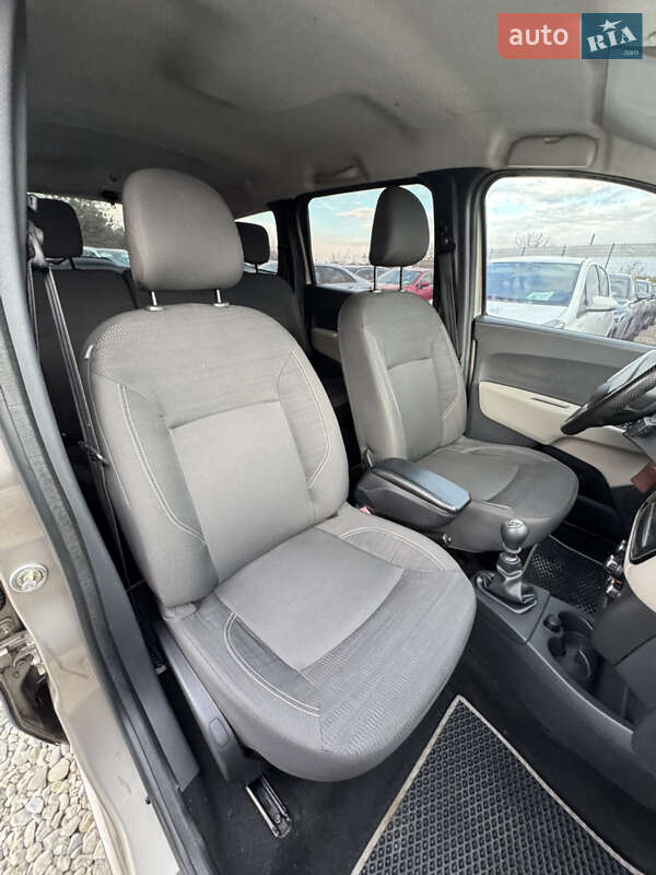 Минивэн Dacia Lodgy 2014 в Ивано-Франковске фото 22 Минивэн Dacia Lodgy 2014 в Ивано-Франковске