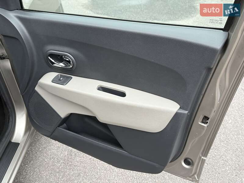 Минивэн Dacia Lodgy 2013 в Виннице фото 63 Минивэн Dacia Lodgy 2013 в Виннице