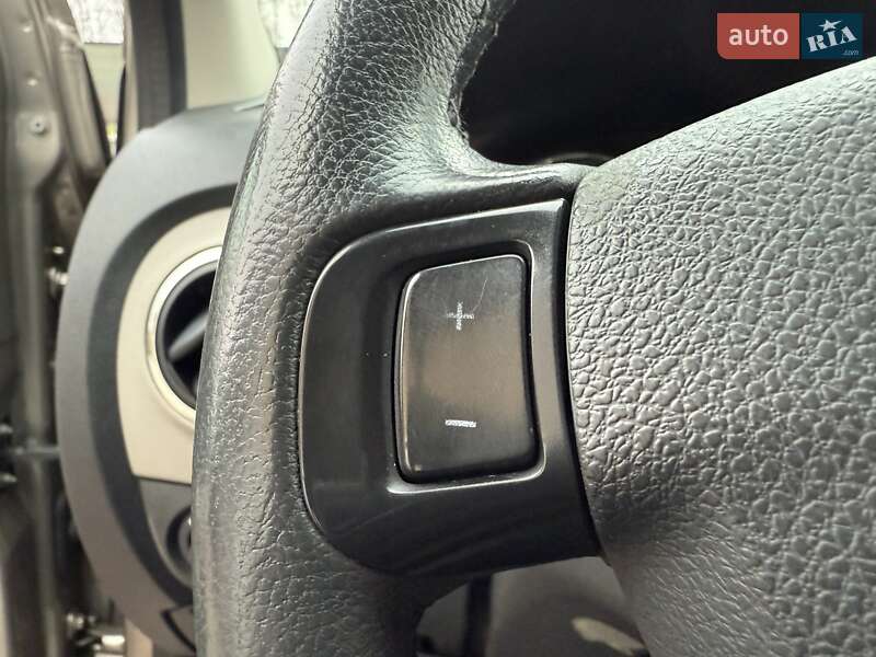 Минивэн Dacia Lodgy 2013 в Виннице фото 77 Минивэн Dacia Lodgy 2013 в Виннице