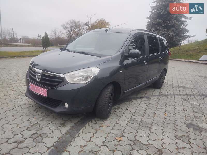 Минивэн Dacia Lodgy 2012 в Дубно