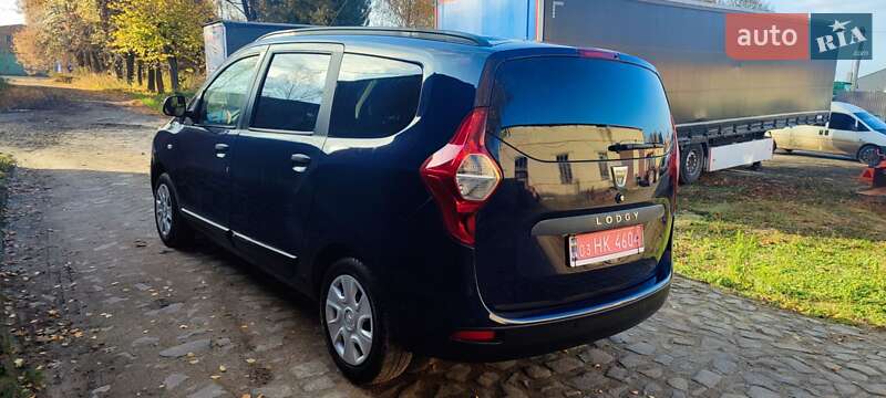 Мінівен Dacia Lodgy 2012 в Луцьку