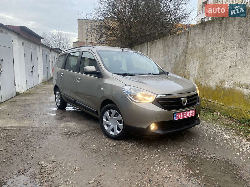 Мінівен Dacia Lodgy 2012 в Рівному