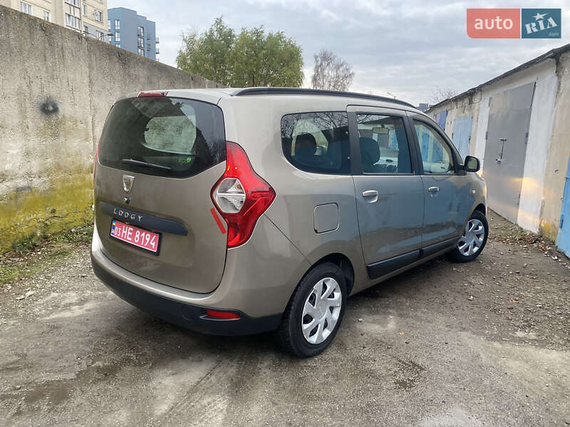 Мінівен Dacia Lodgy 2012 в Рівному