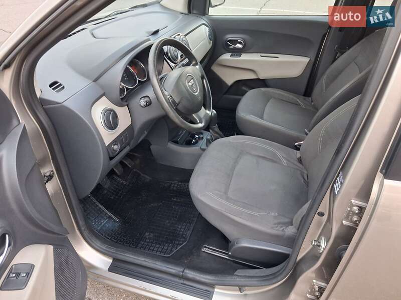 Минивэн Dacia Lodgy 2012 в Броварах
