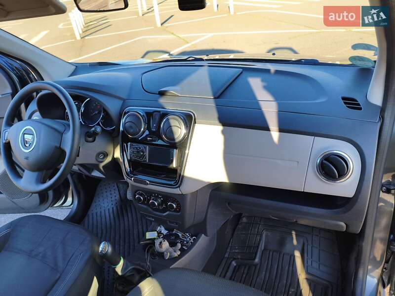 Мінівен Dacia Lodgy 2012 в Сумах