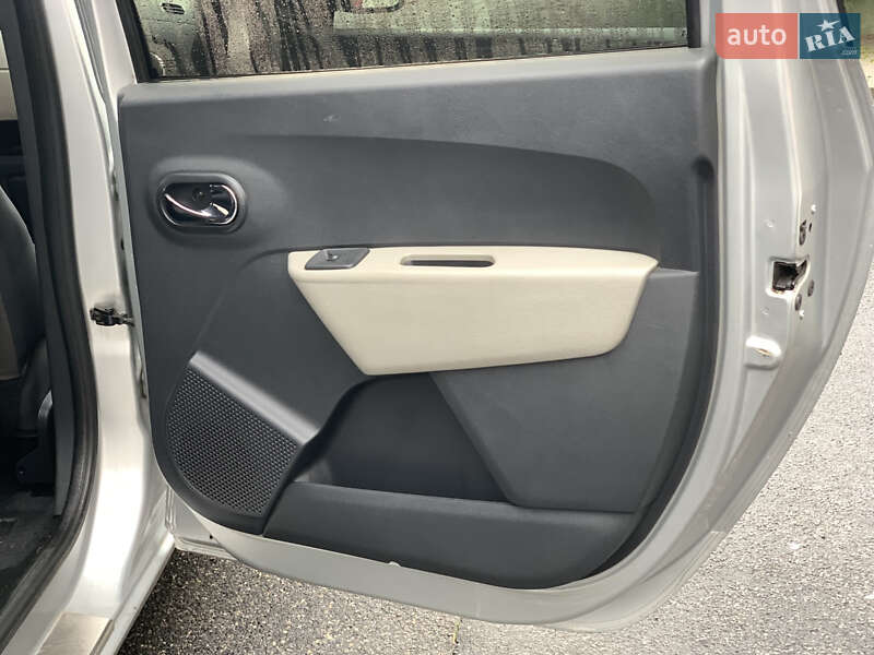 Минивэн Dacia Lodgy 2012 в Виннице