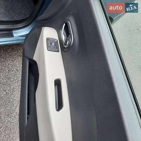 Минивэн Dacia Lodgy 2013 в Полтаве фото 54 Минивэн Dacia Lodgy 2013 в Полтаве