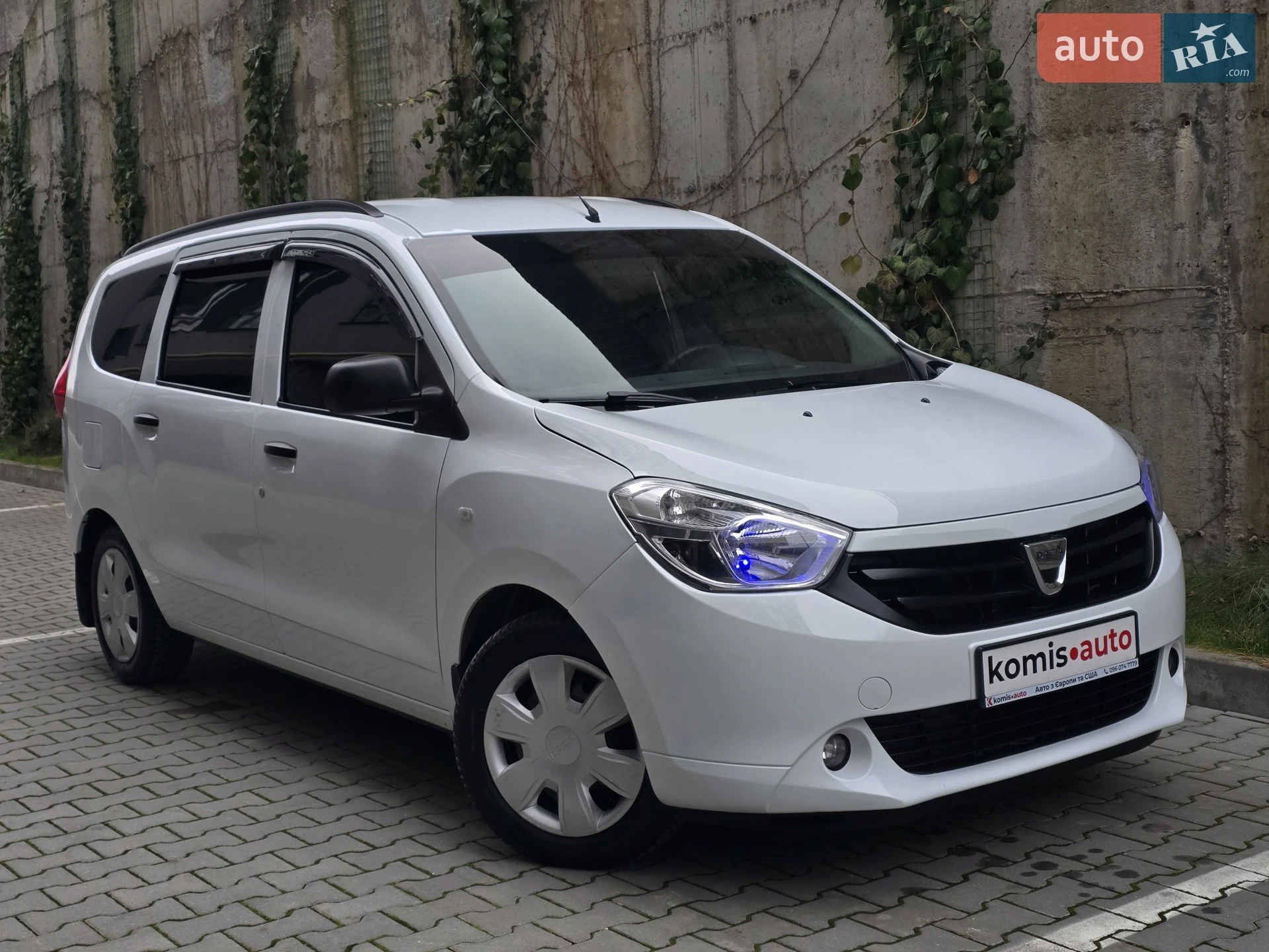 2015 Dacia Lodgy - мініатюра 3