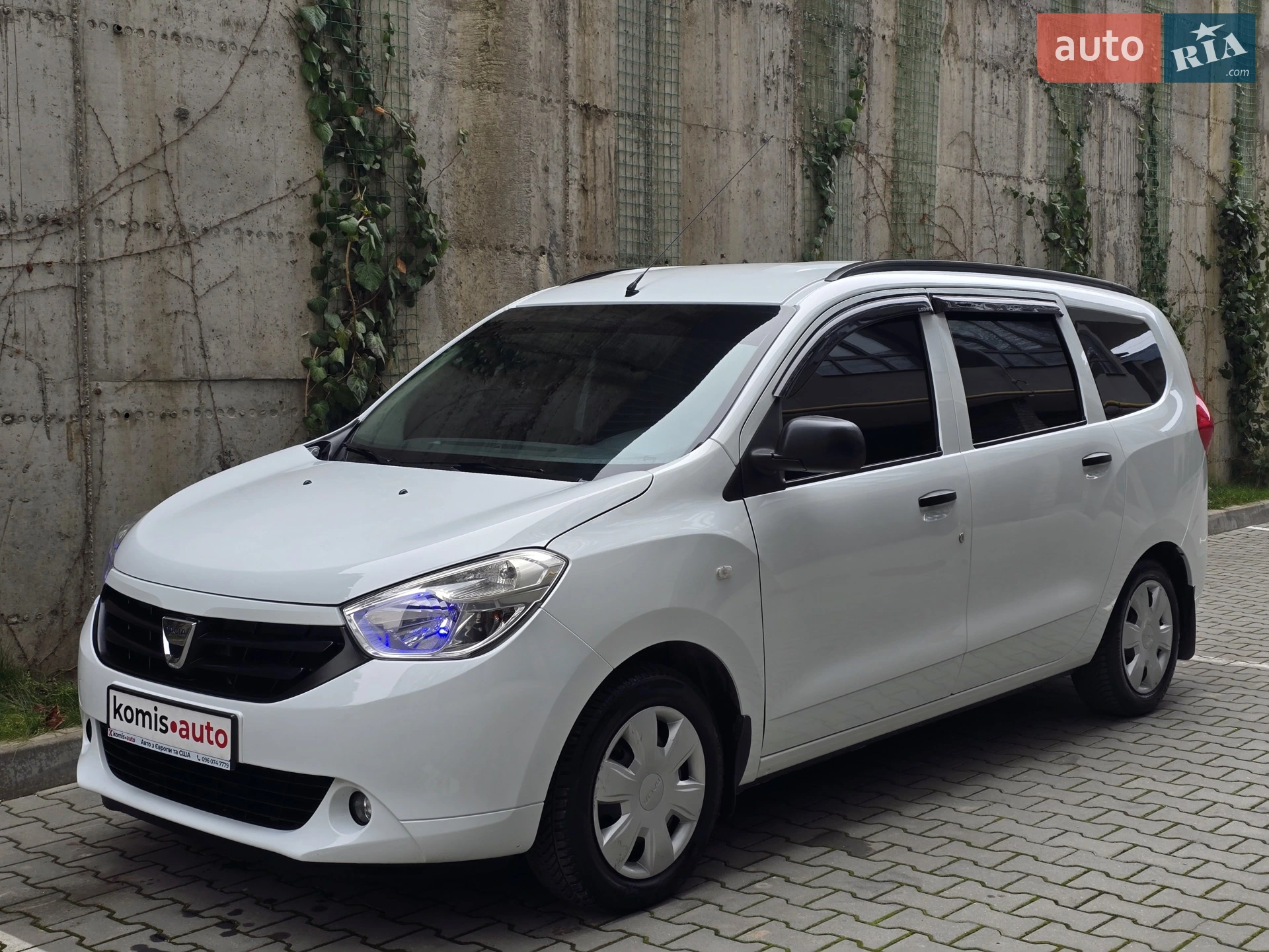 2015 Dacia Lodgy - мініатюра 14