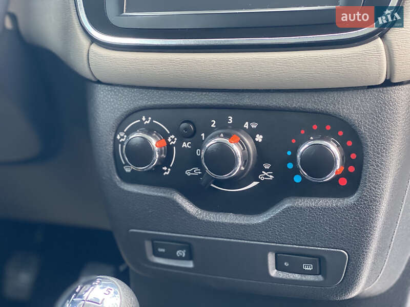 Мінівен Dacia Lodgy 2013 в Старокостянтинові