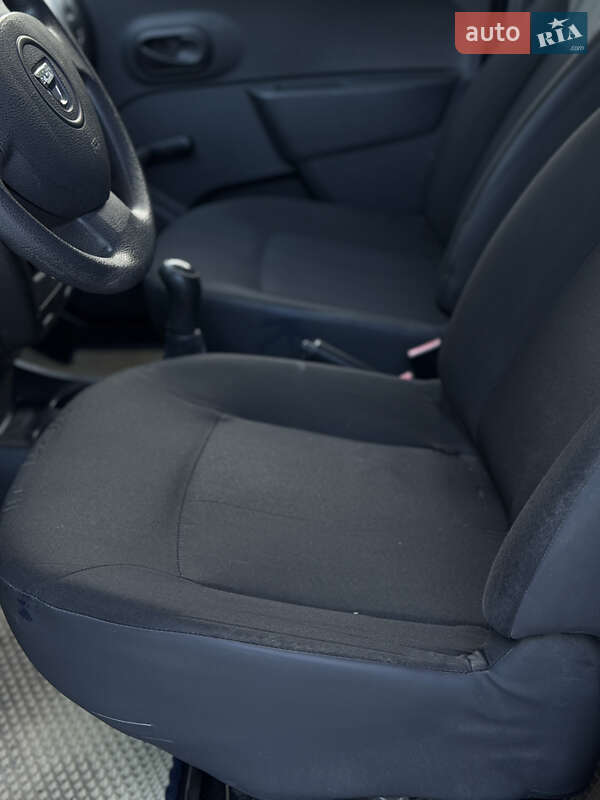 Мінівен Dacia Lodgy 2012 в Івано-Франківську