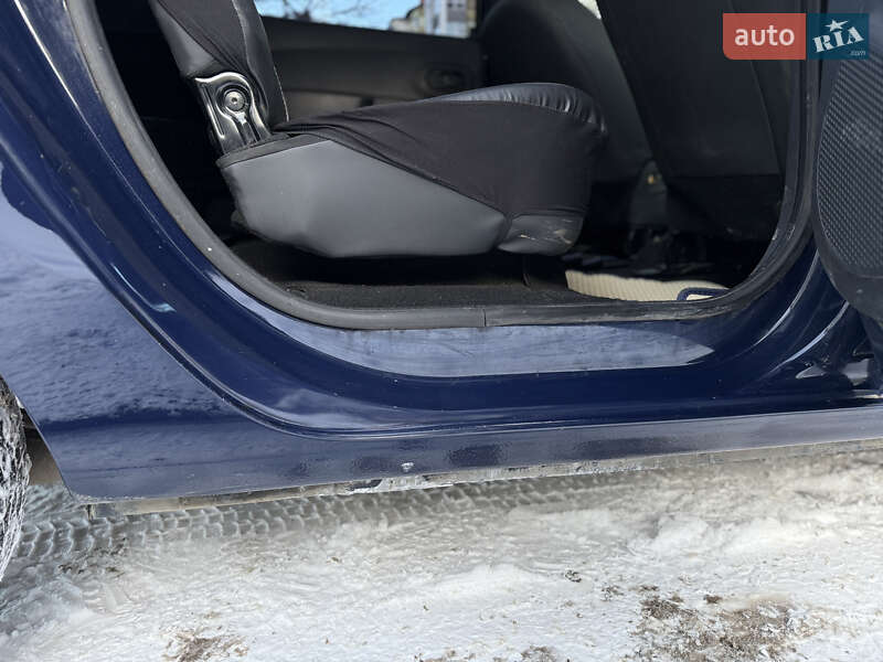 Мінівен Dacia Lodgy 2012 в Івано-Франківську