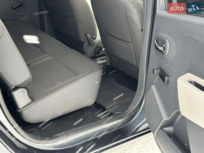 Минивэн Dacia Lodgy 2014 в Дубно фото 19 Минивэн Dacia Lodgy 2014 в Дубно