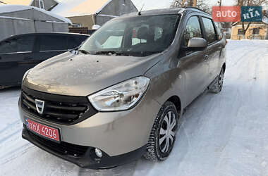 Минивэн Dacia Lodgy 2012 в Луцке