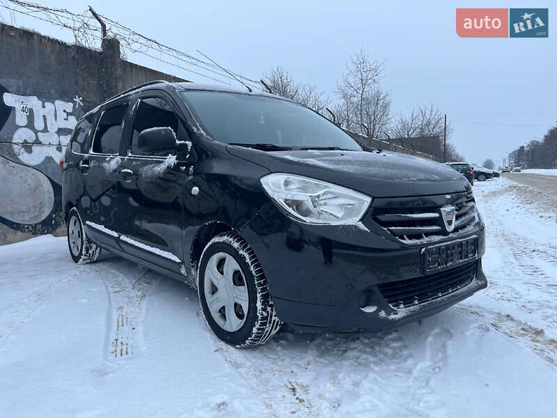 Dacia Lodgy 2013 Dacia Lodgy 2013