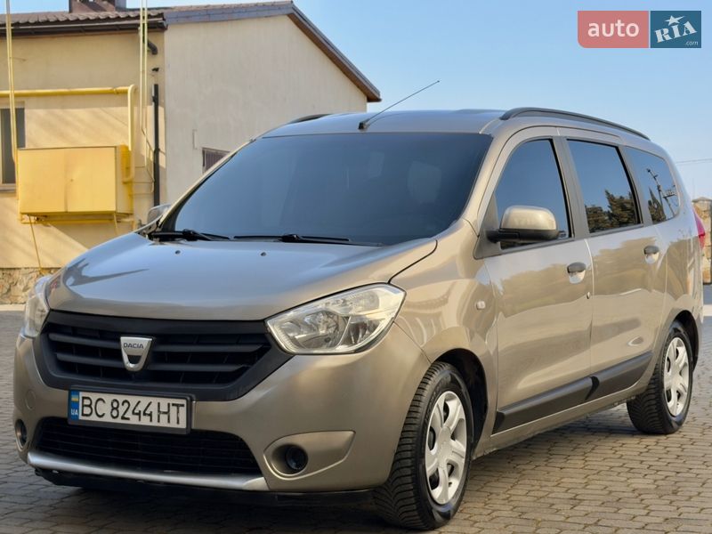 Минивэн Dacia Lodgy 2012 в Львове