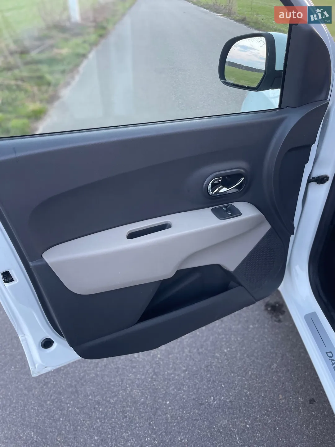 2016 Dacia Lodgy - мініатюра 35