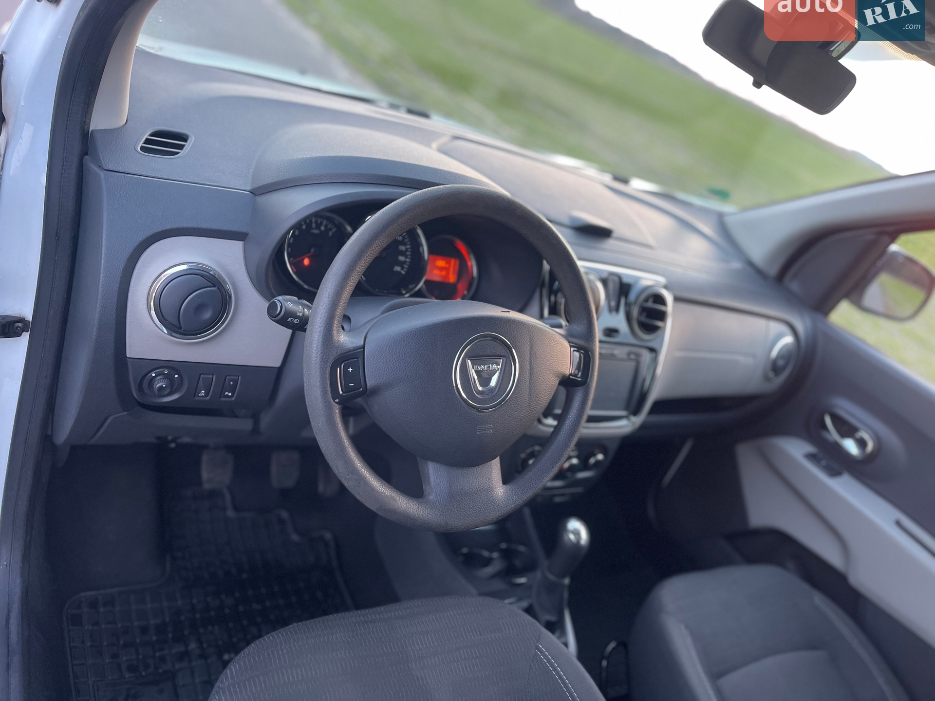 2016 Dacia Lodgy - мініатюра 37