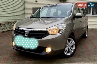 Минивэн Dacia Lodgy 2012 в Белогородке