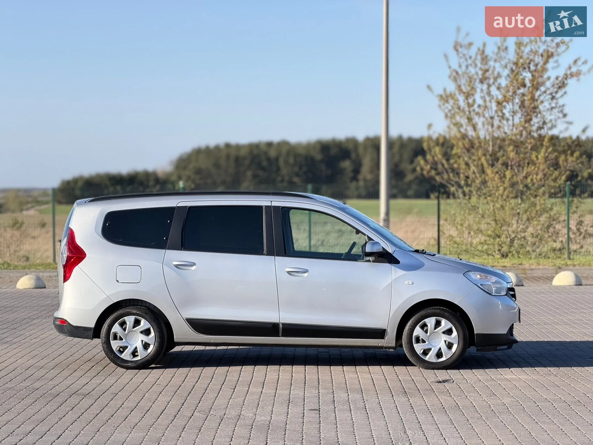 2013 Dacia Lodgy - мініатюра 17