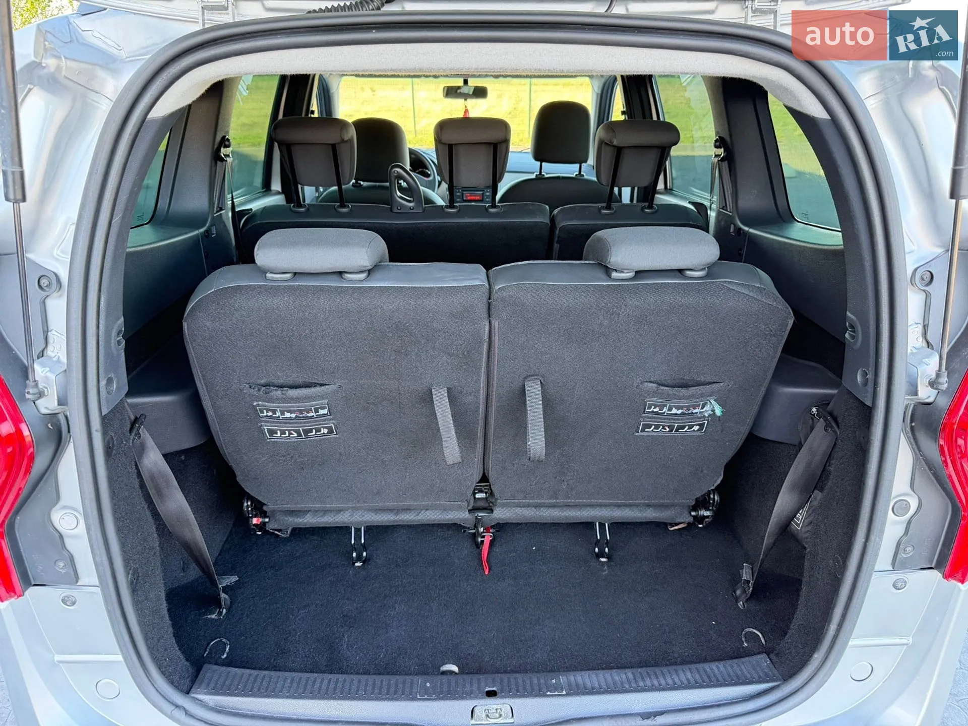 2013 Dacia Lodgy - мініатюра 40