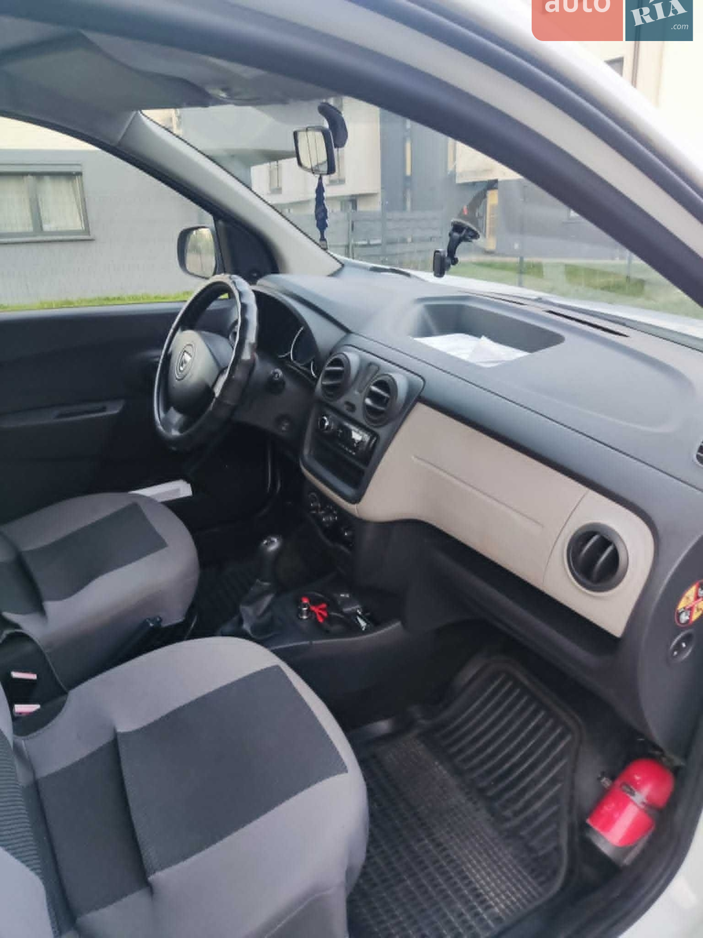 2012 Dacia Lodgy - мініатюра 6