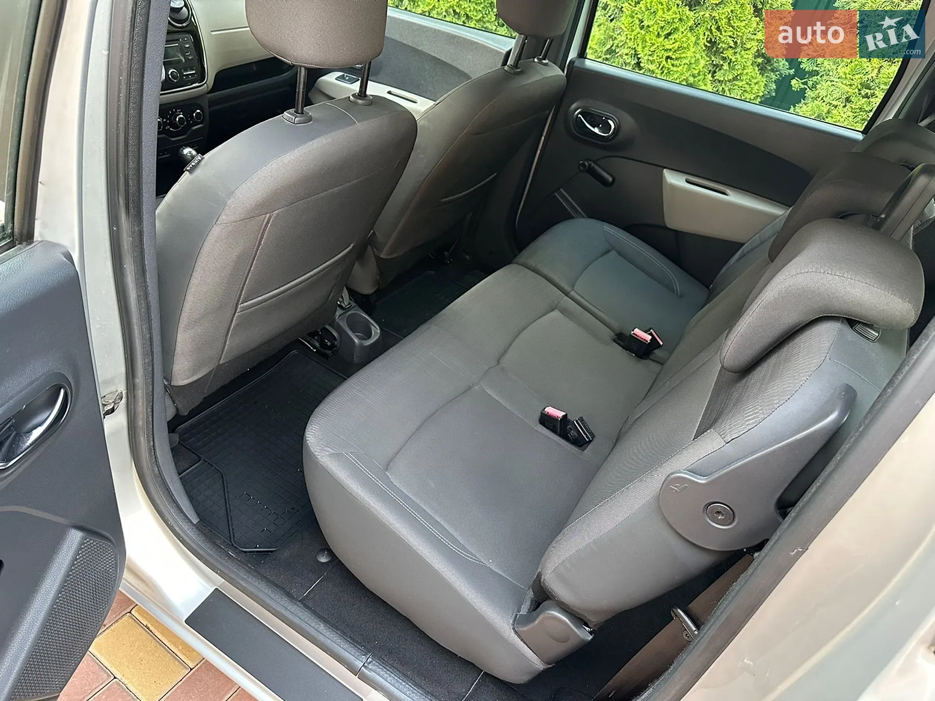 2012 Dacia Lodgy - мініатюра 20