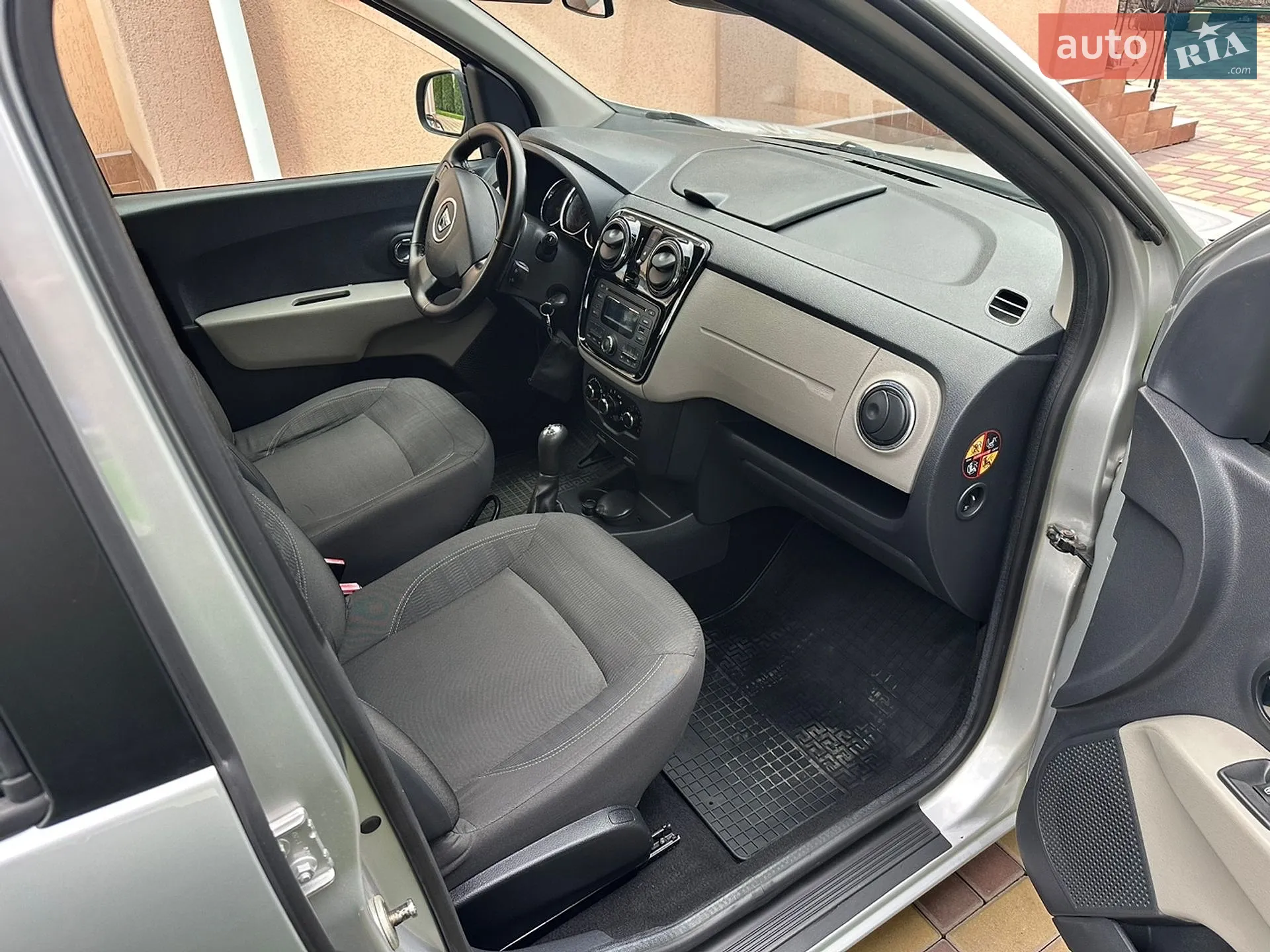2012 Dacia Lodgy - мініатюра 31