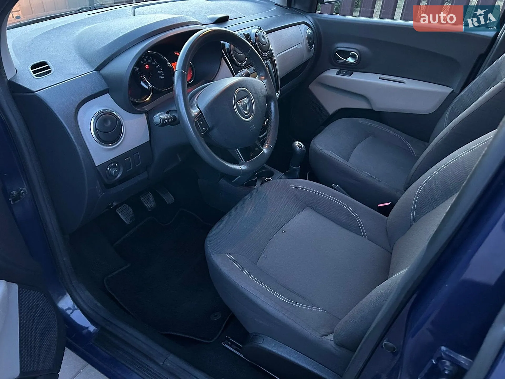 2014 Dacia Lodgy - мініатюра 6