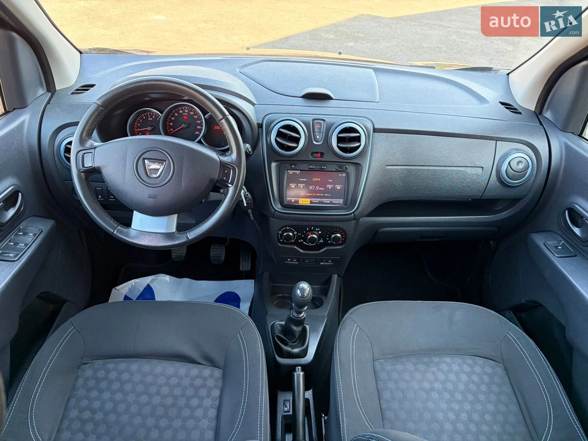 2015 Dacia Lodgy - мініатюра 18