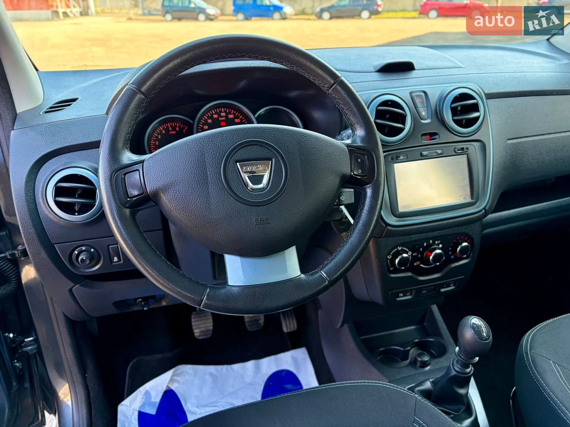 2015 Dacia Lodgy - мініатюра 25