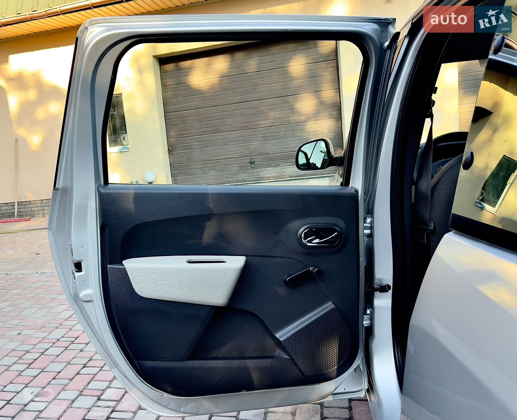 2012 Dacia Lodgy - мініатюра 24