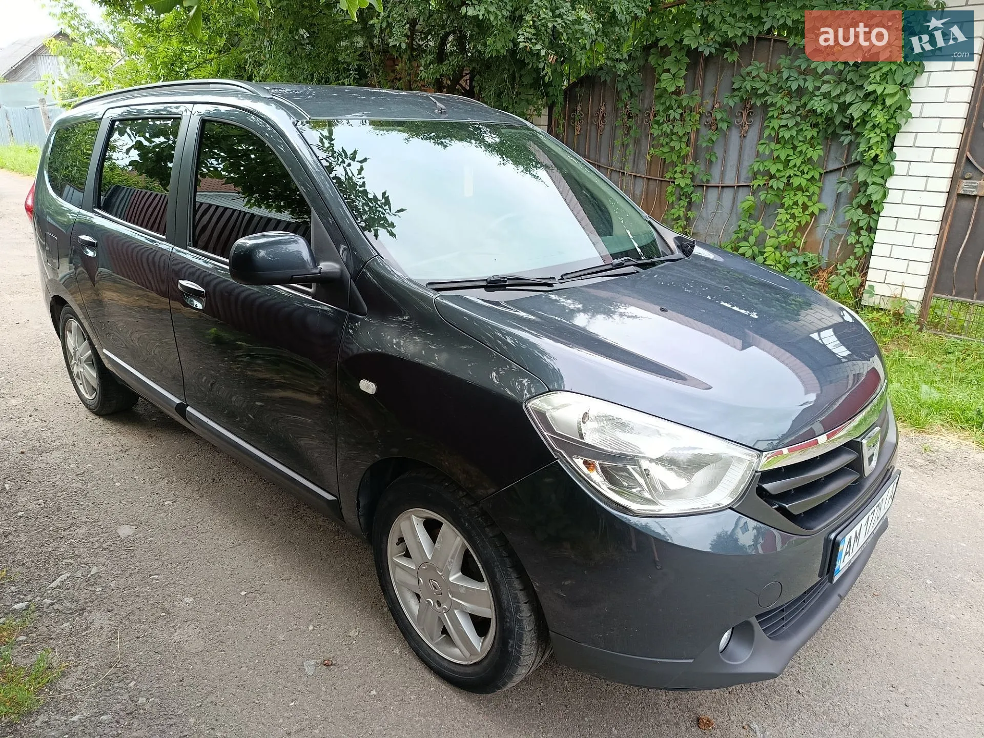 2013 Dacia Lodgy - мініатюра 2