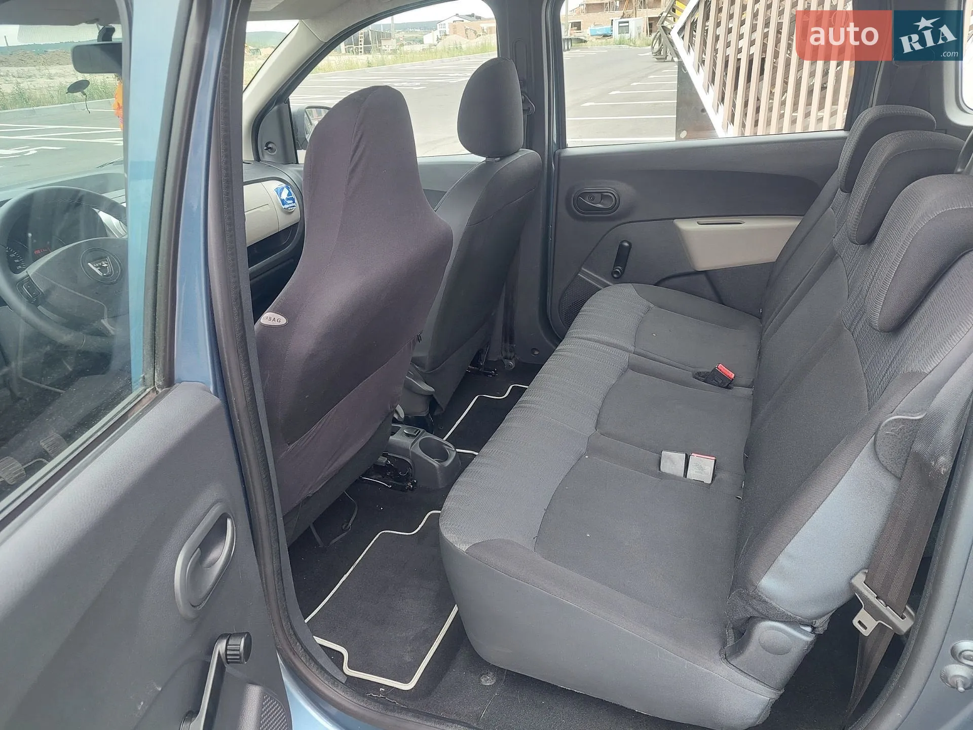 2013 Dacia Lodgy - мініатюра 15