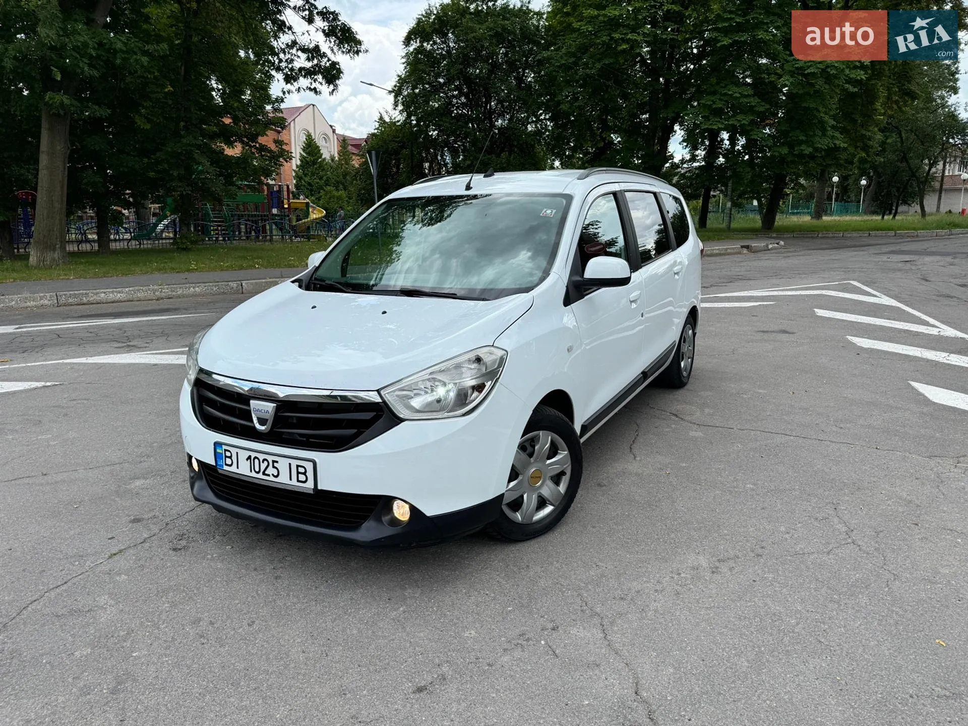 2015 Dacia Lodgy - мініатюра 6