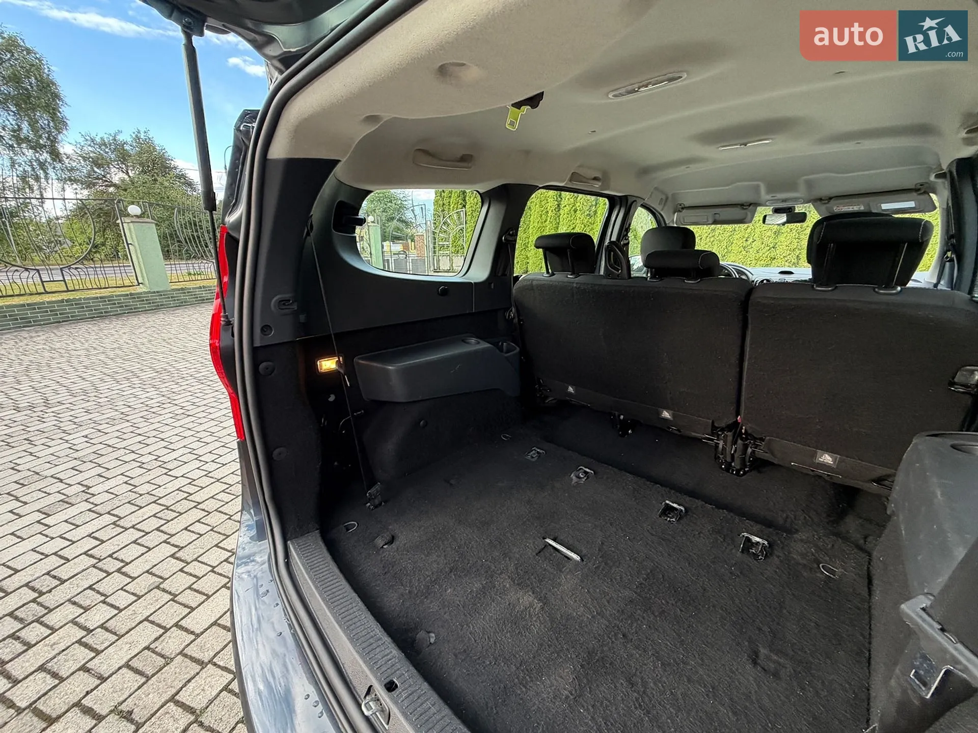 2019 Dacia Lodgy - мініатюра 79