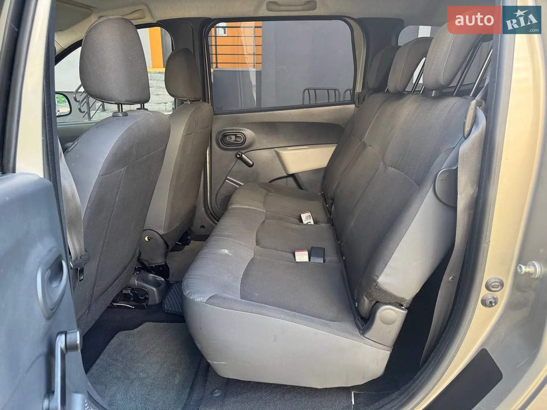 2012 Dacia Lodgy - мініатюра 15