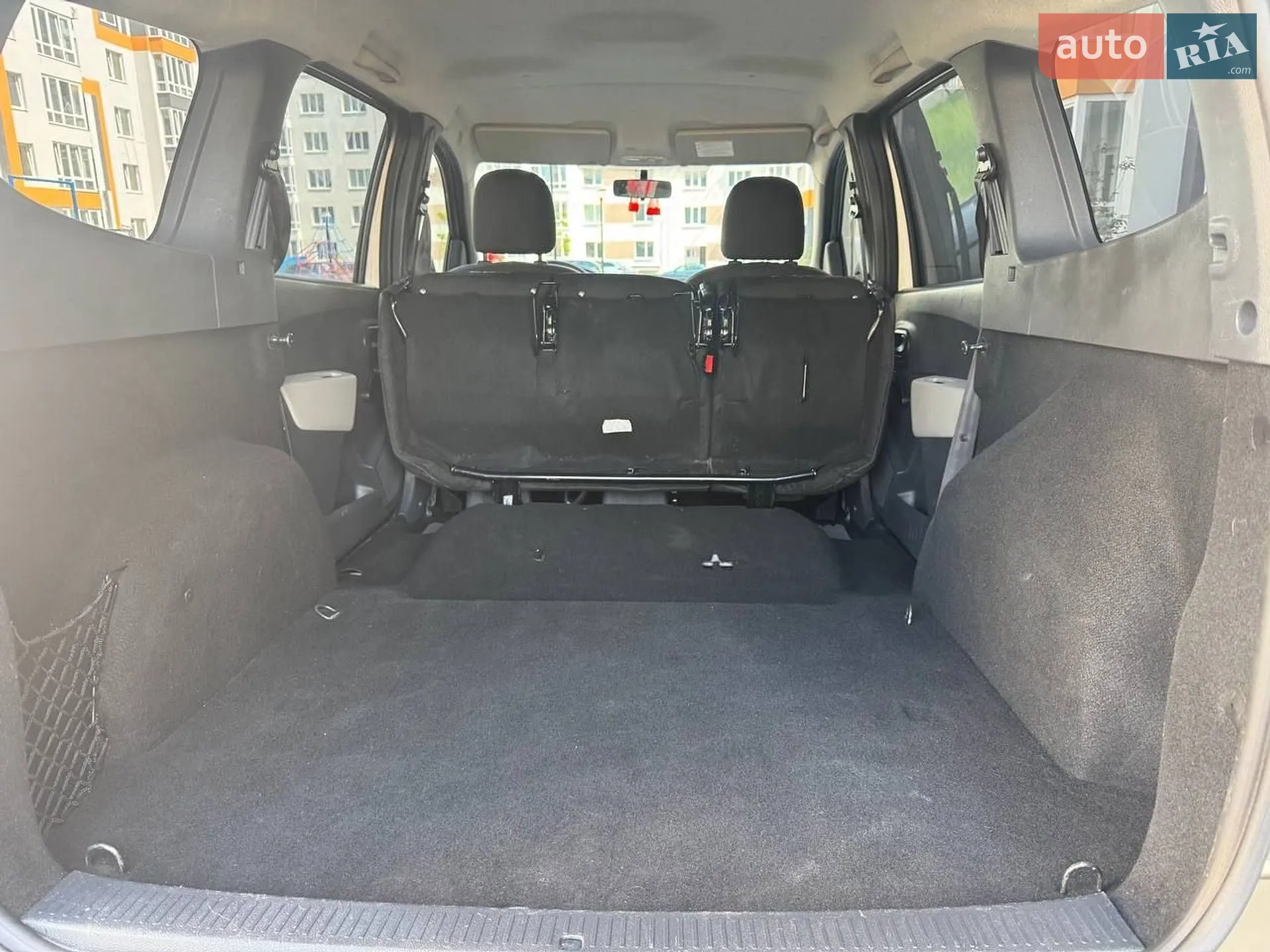 2012 Dacia Lodgy - мініатюра 24