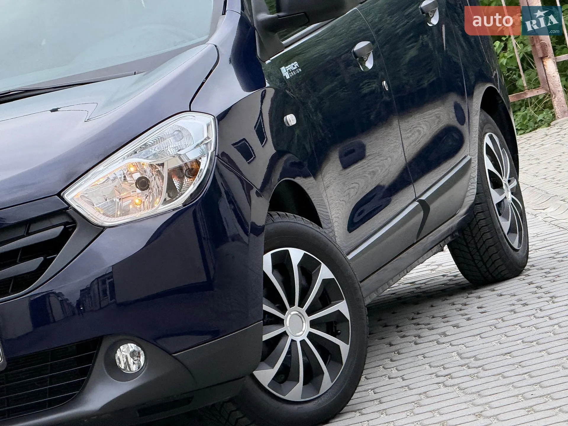 2016 Dacia Lodgy - мініатюра 7