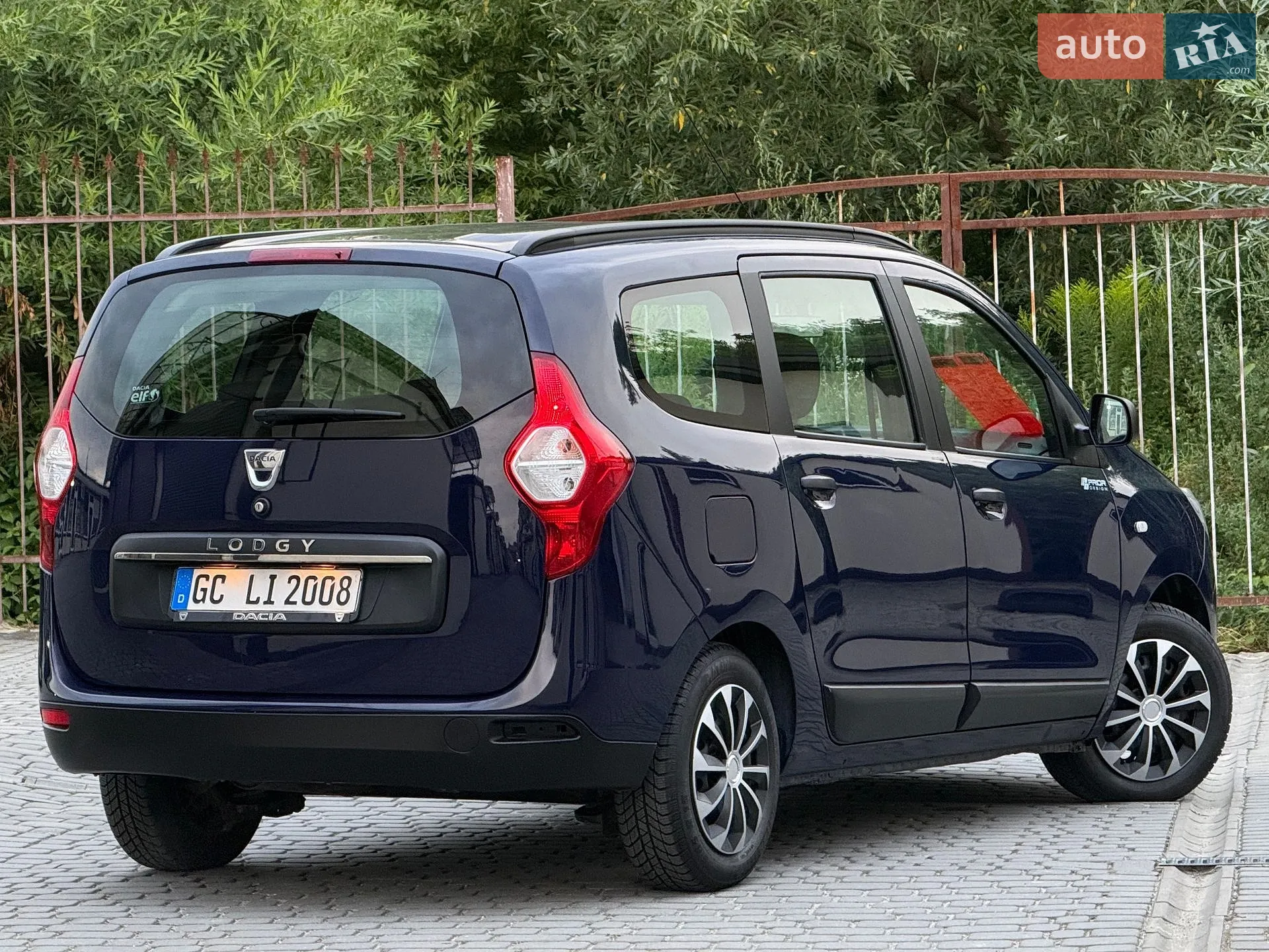 2016 Dacia Lodgy - мініатюра 26
