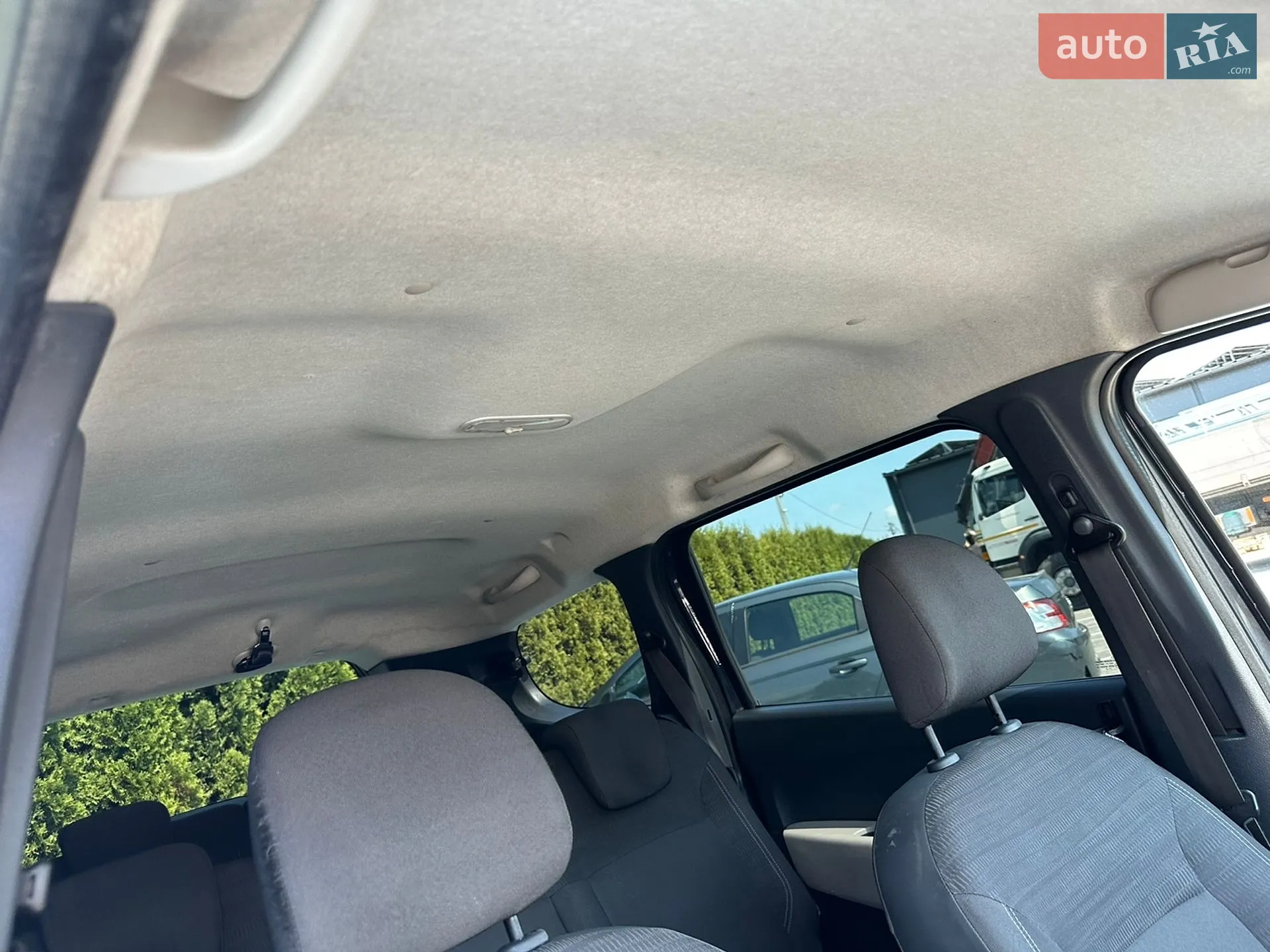 2012 Dacia Lodgy - мініатюра 76