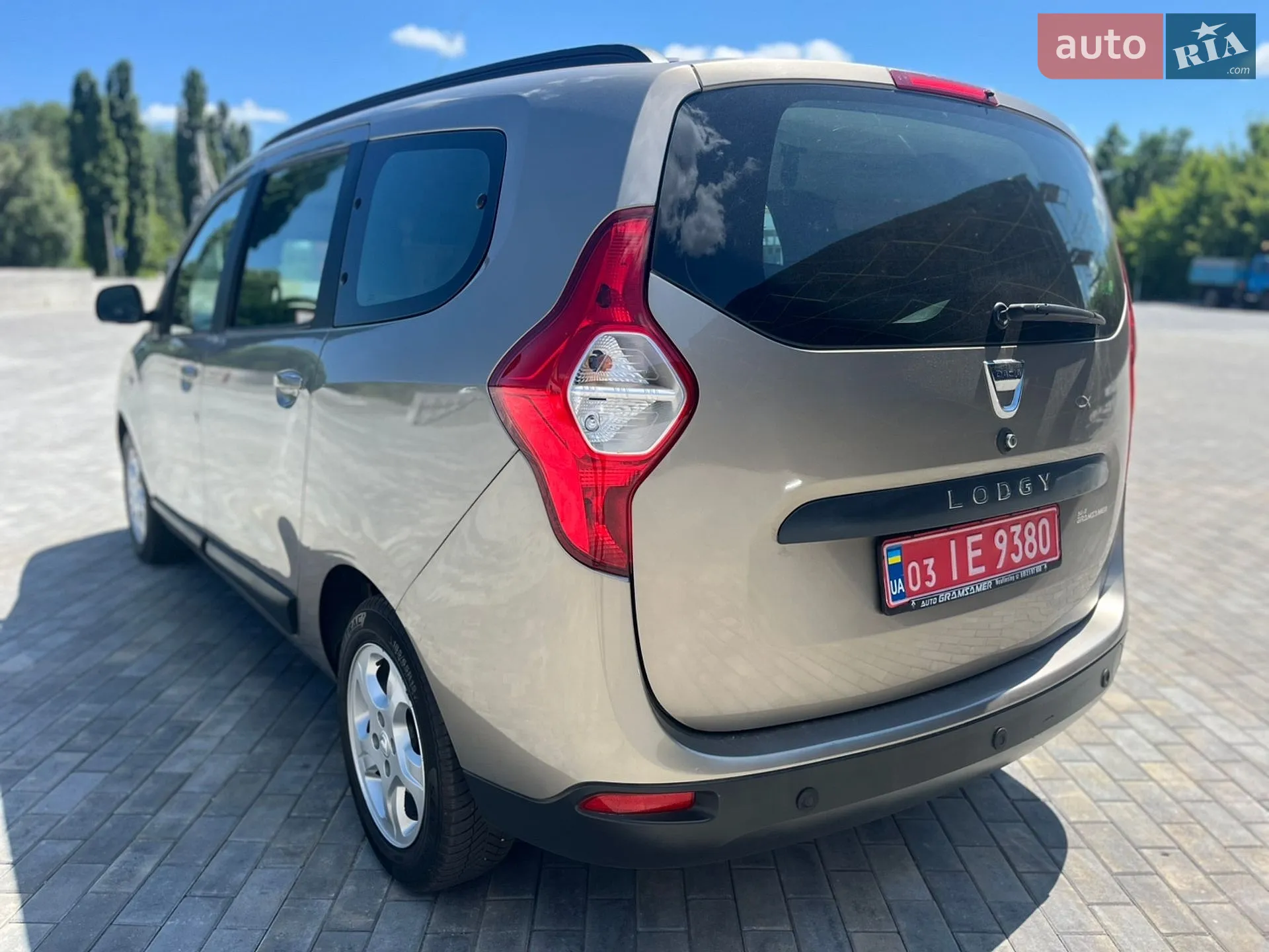 2013 Dacia Lodgy - мініатюра 9