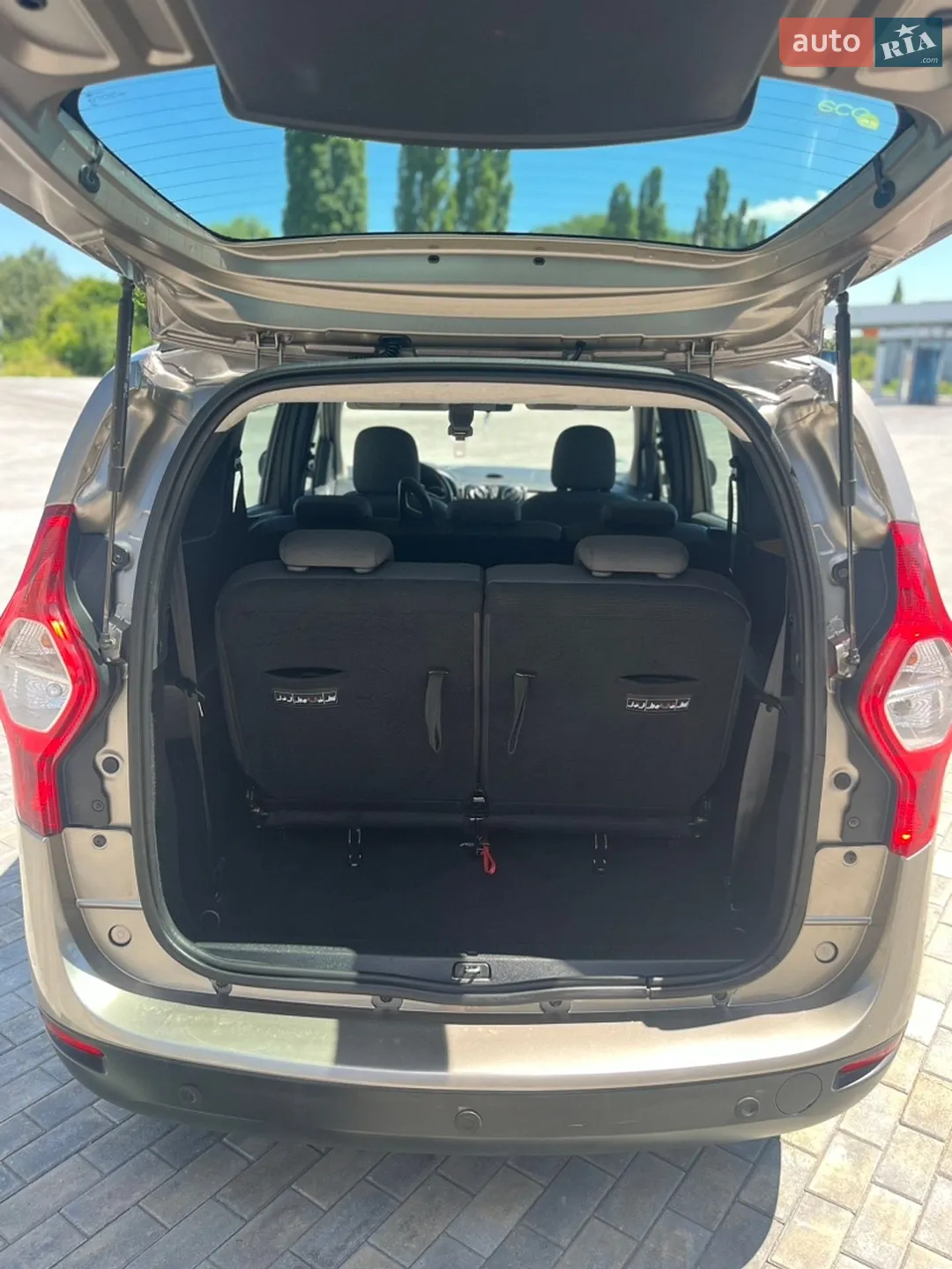 2013 Dacia Lodgy - мініатюра 19