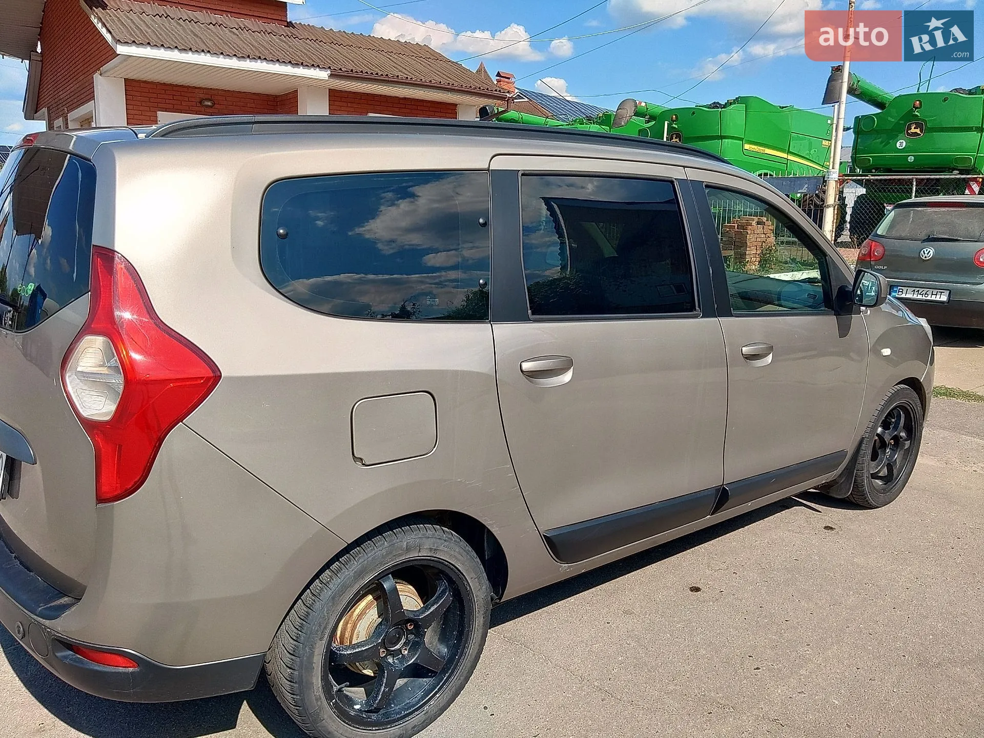 2013 Dacia Lodgy - мініатюра 2