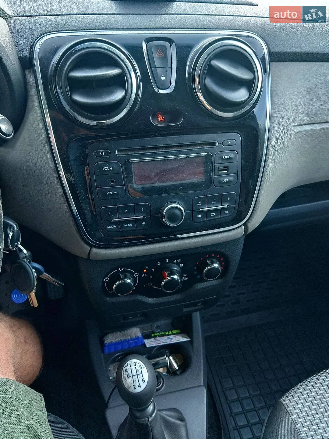 2013 Dacia Lodgy - мініатюра 9