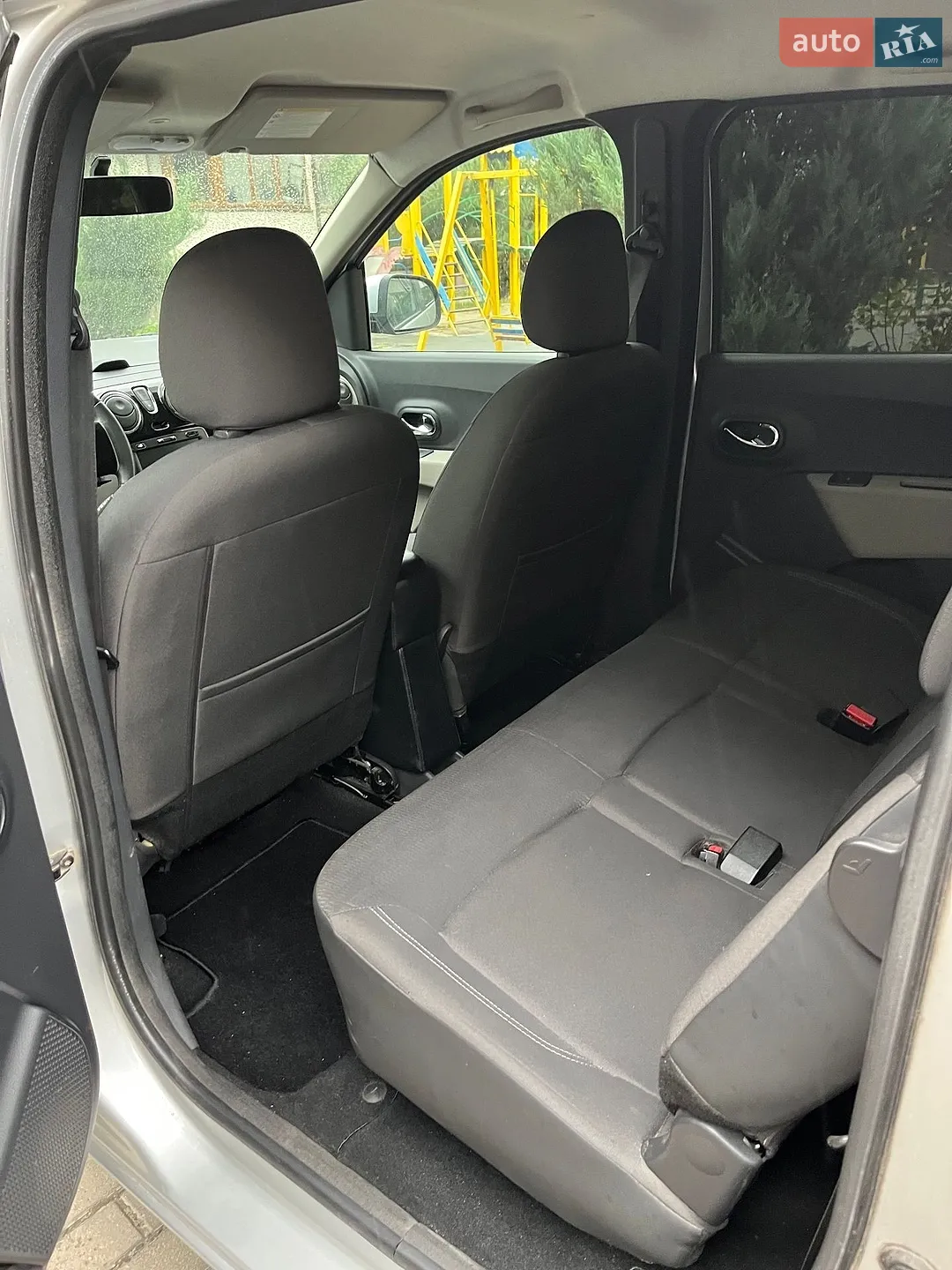 2014 Dacia Lodgy - мініатюра 8