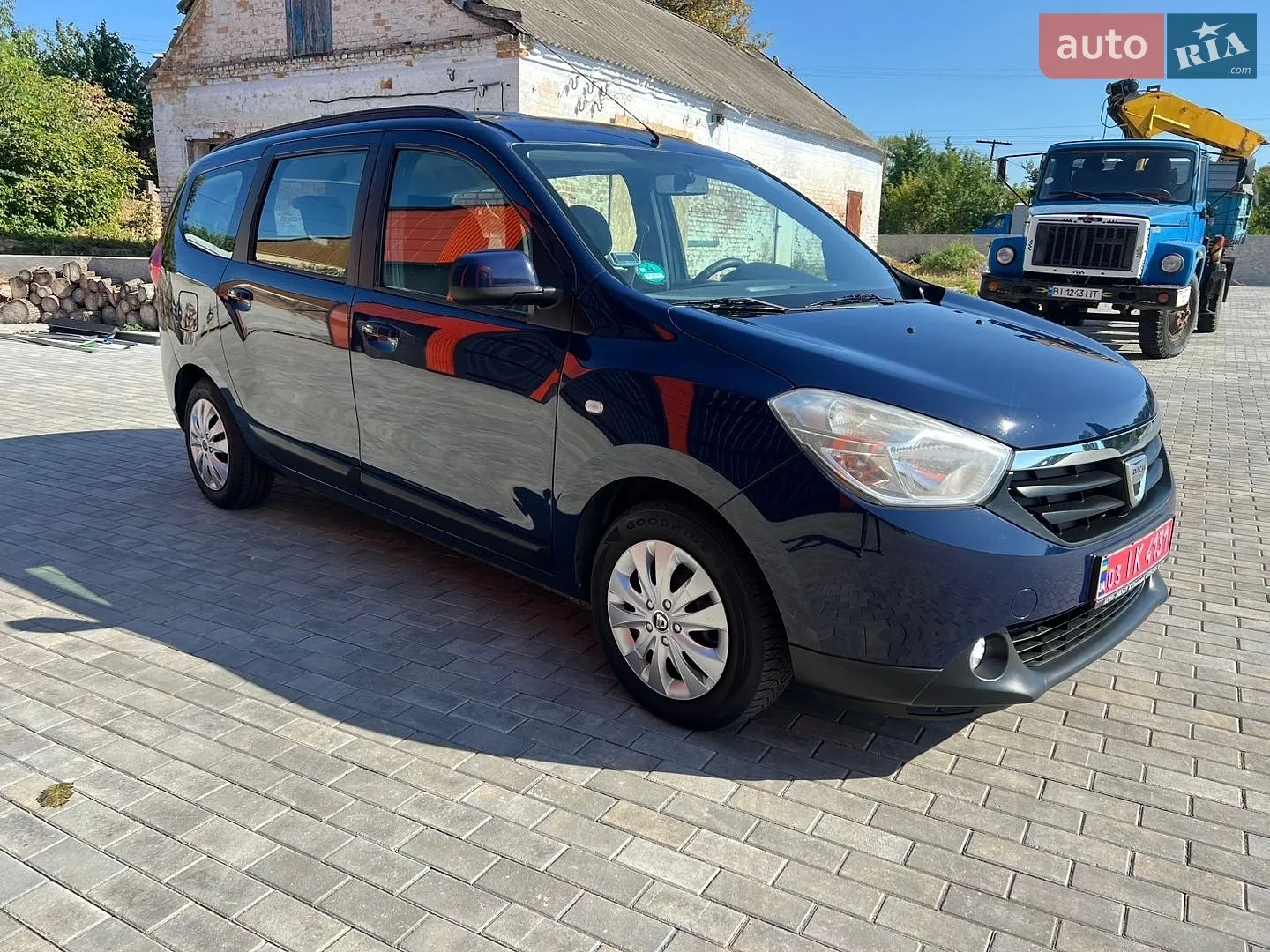 2012 Dacia Lodgy - мініатюра 2