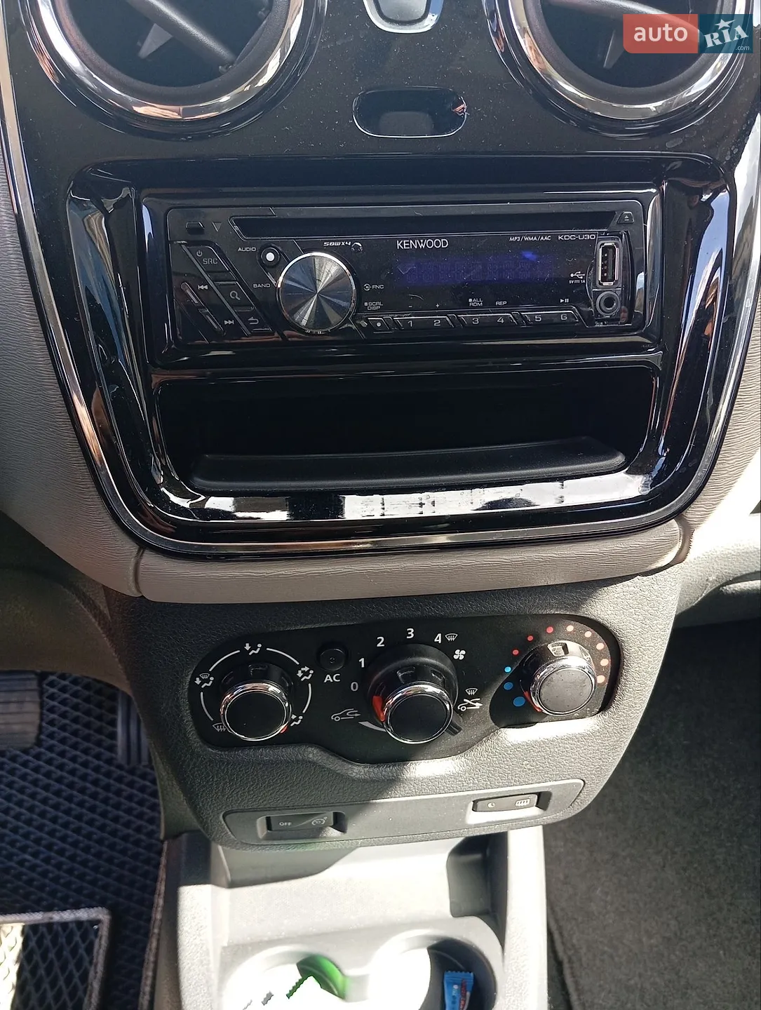 2012 Dacia Lodgy - мініатюра 27