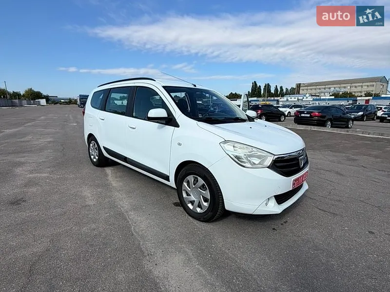 Dacia Lodgy 2012